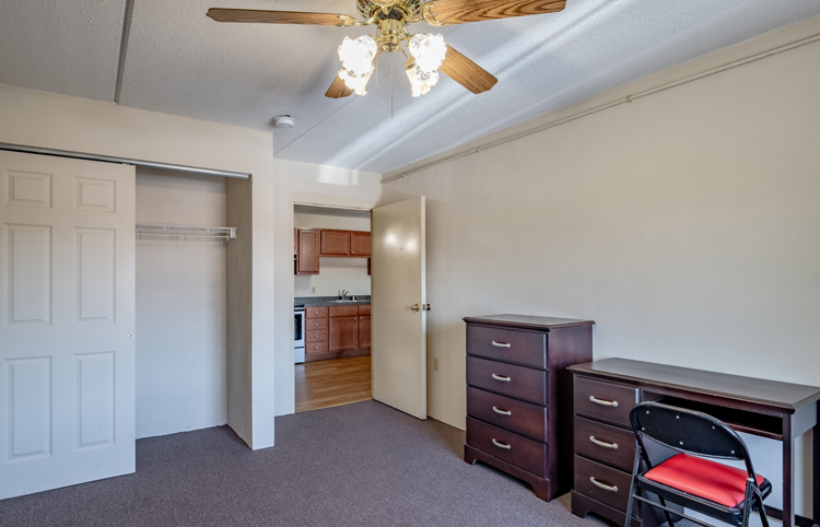 Regent-West Apartments